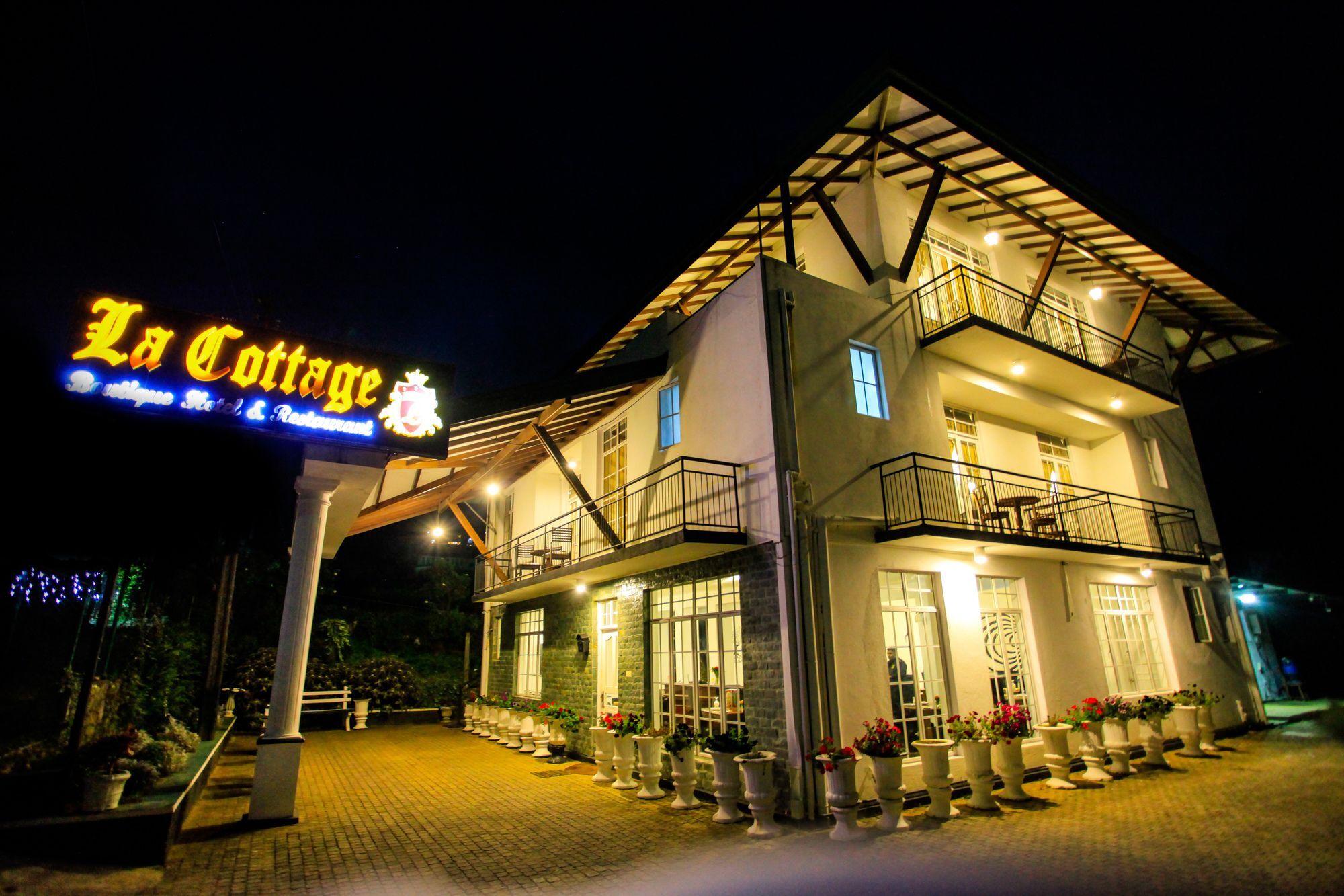 La Cottage Boutique Hotel & Restaurant 누와라 엘리야 외부 사진